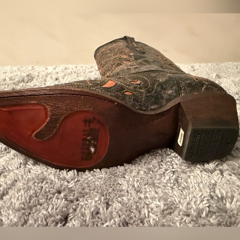 Corral Vintage Brown and Reddish-Tan Western Cowboy Boots - Picture 10 of 15